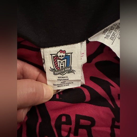 Girls Room Mattel Monster High Reversible Twin Full Comforter 72” X 86” - Picture 13 of 15